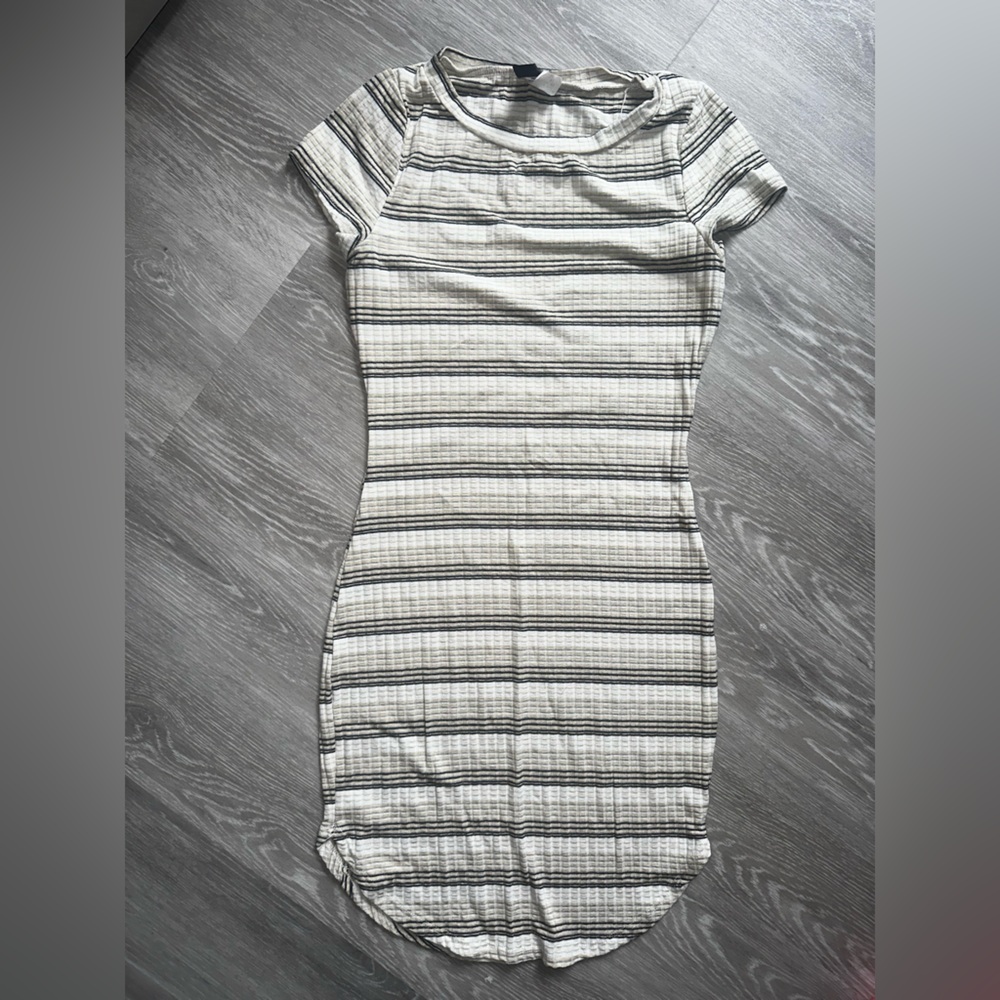 Windsor Striped Fitted Midi Dress in White and Black